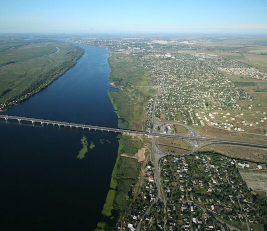 Как река Днепр кормила херсонцев в начале ХХ в.