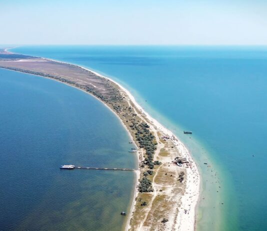 Кінбурнська коса: унікальне місце для відпочинку